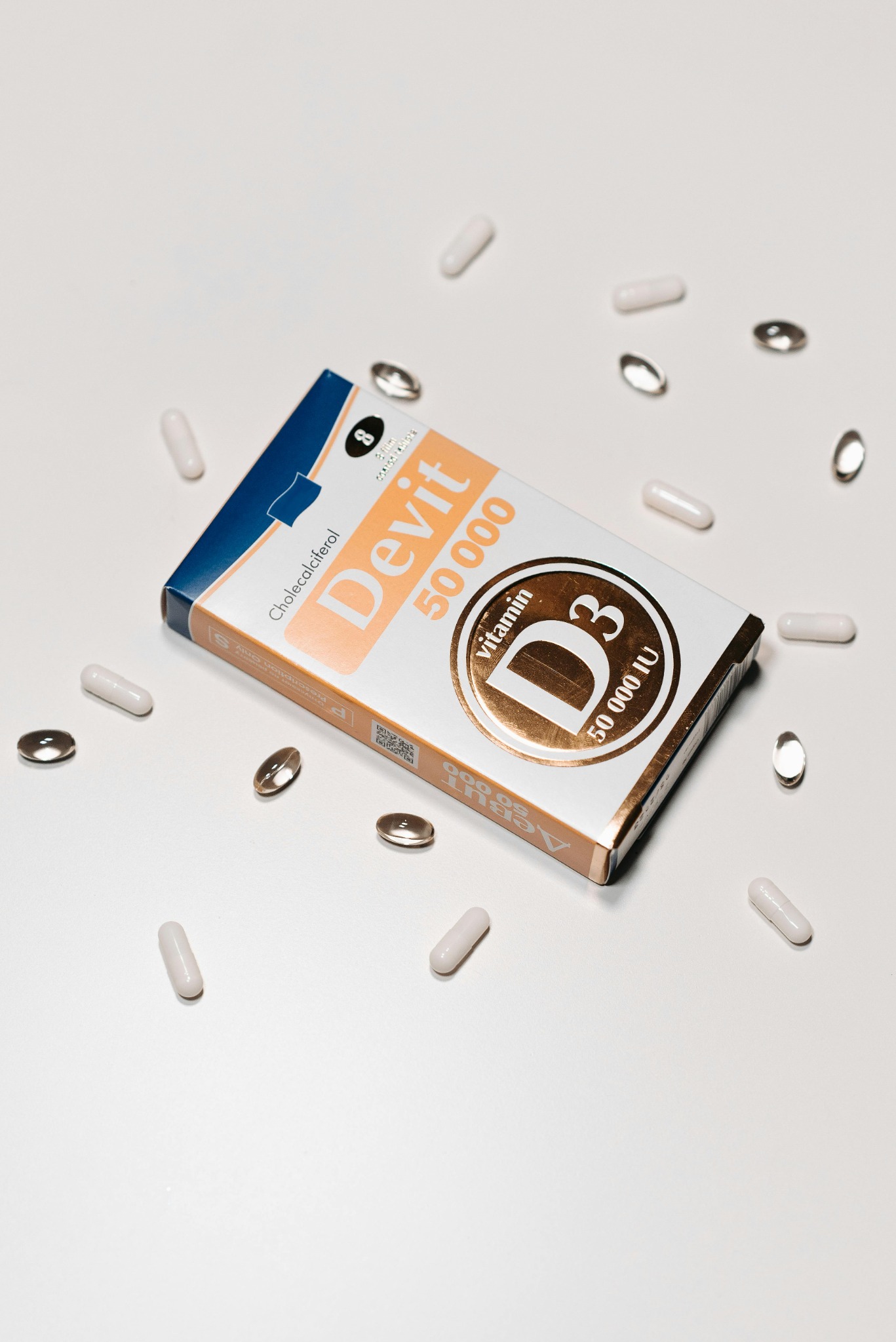 Daily multivitamin capsules